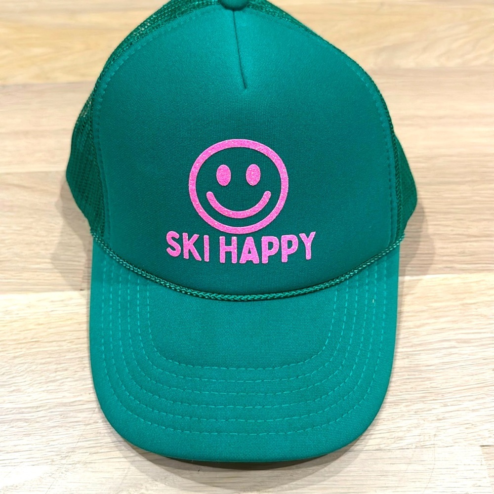Ski happy green trucker hat